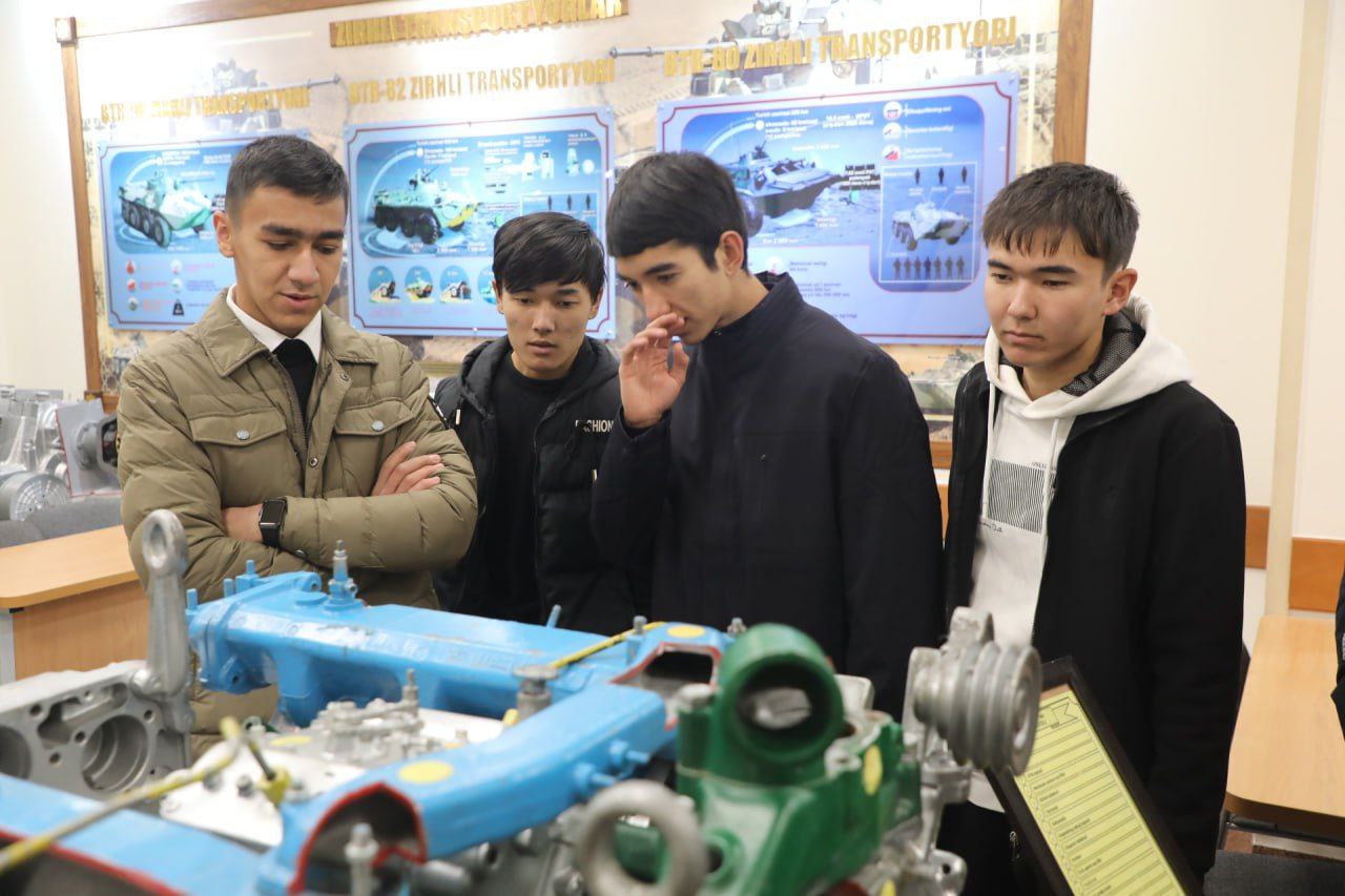 Toshkent arxitektura-qurilish universiteti talabalari “Ochiq eshiklar kuni” tadbirida faol ishtirok etishdi